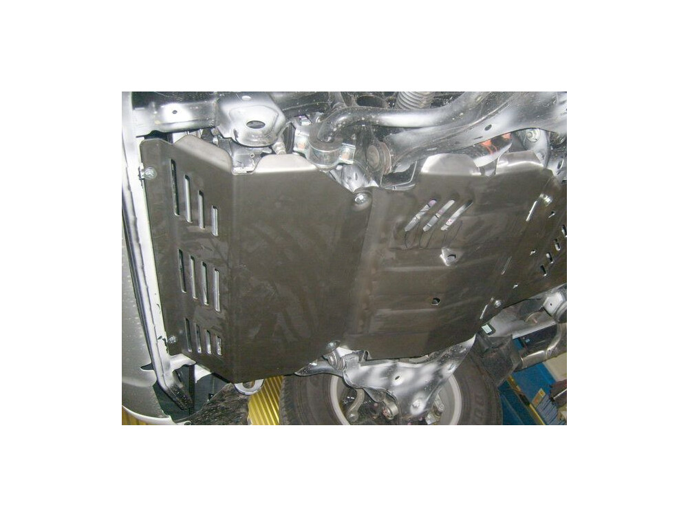 Unterfahrschutz für Mitsubishi L200 2015-, 3 mm Stahl gepresst (Kühler + Motor)